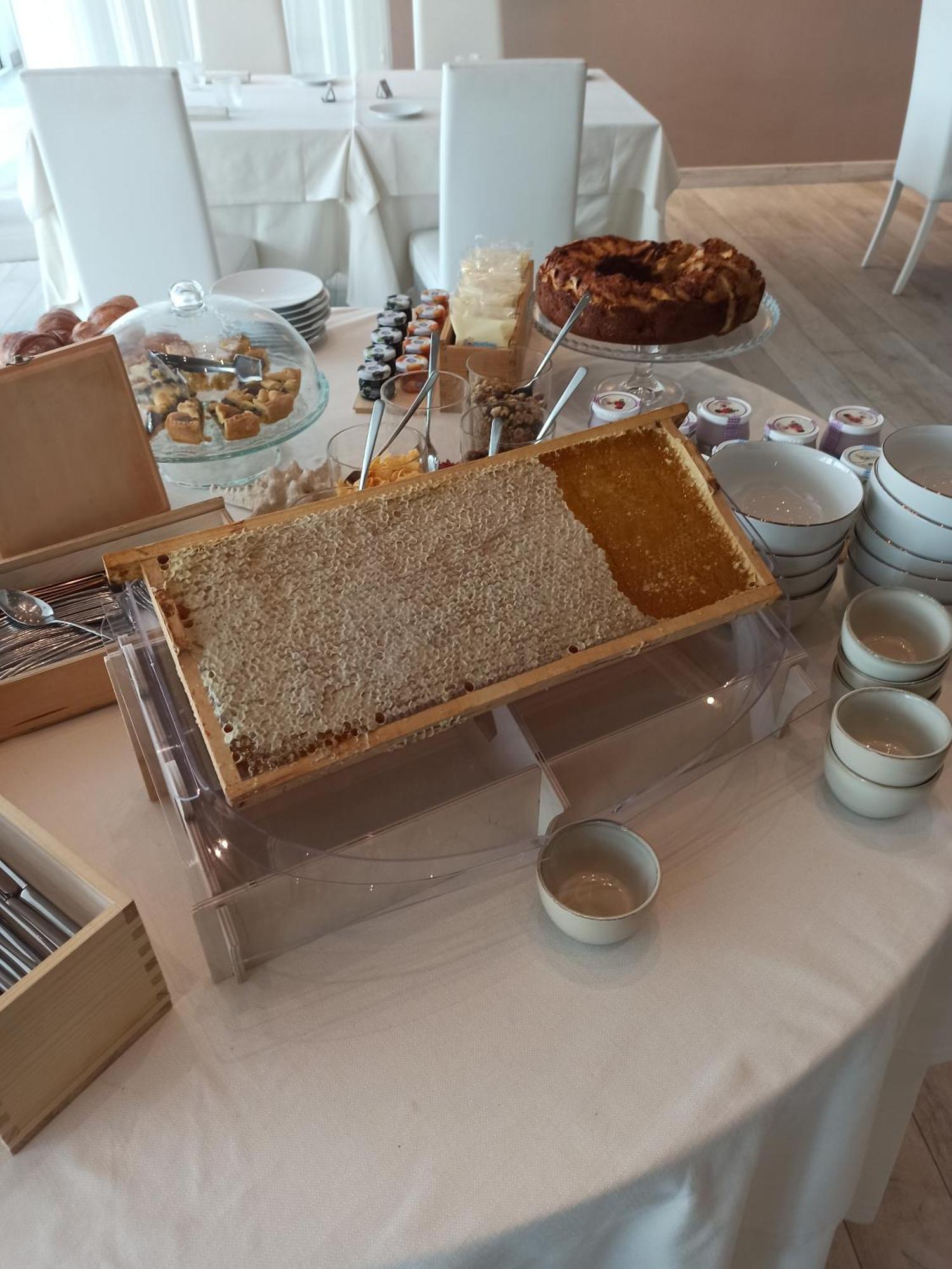 Elite Boutique Hotel Roseto Degli Abruzzi Buitenkant foto